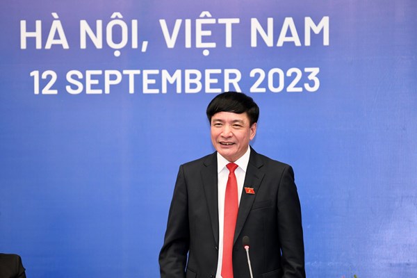 Hội nghị Nghị sĩ trẻ toàn cầu lần thứ 9: Thúc đẩy tôn trọng đa dạng văn hoá vì sự phát triển bền vững - Anh 1