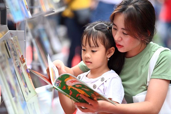 Tạo lập thế hệ thích đọc sách trong tương lai - Anh 1