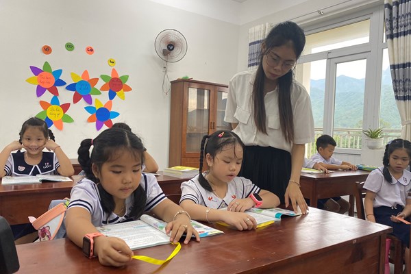 Không cho con đi học để phản đối sát nhập trường: Đưa ra phương án tốt nhất để học sinh được đến trường - Anh 2