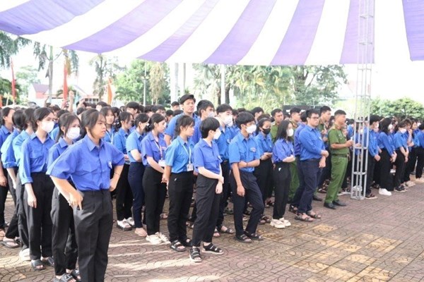 Kon Tum: Ngày hội thanh niên với văn hóa giao thông - Anh 1