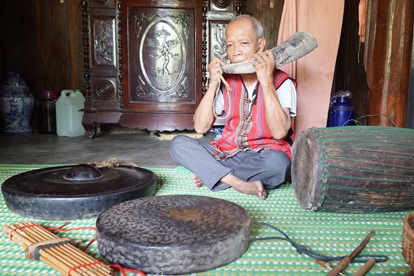 Già làng gìn giữ, lan tỏa văn hóa đồng bào Pa Cô - Anh 3