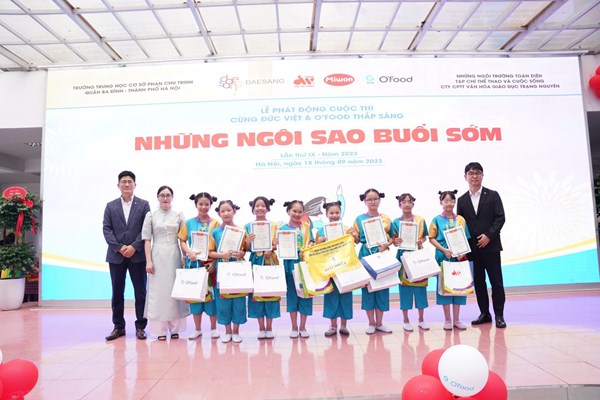 Phát động cuộc thi “Thắp sáng những ngôi sao buổi sớm” - Anh 4