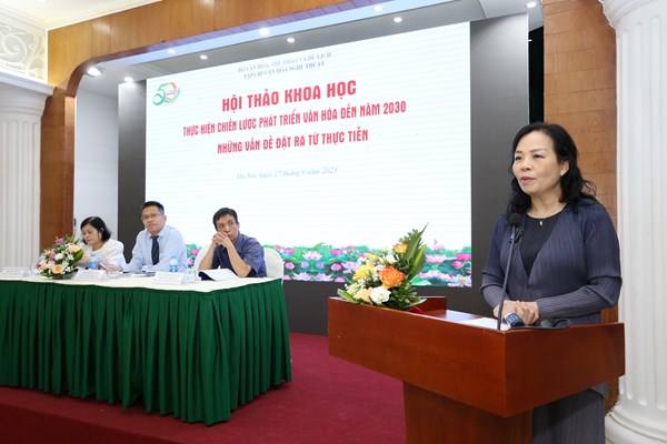 Đề xuất giải pháp hoàn thiện chính sách văn hóa - Anh 8