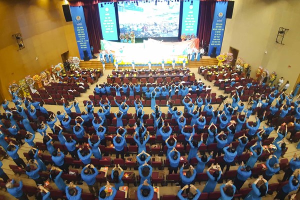 Tiếp tục chăm lo hiệu quả cho người lao động - Anh 1