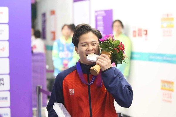 Asian Games 19: Việt Nam đoạt HCV đầu tiên, thêm suất dự Olypmpic 2024 - Anh 2