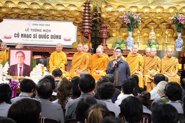Đêm nhạc tưởng niệm nhạc sĩ Quốc Dũng - Anh 2