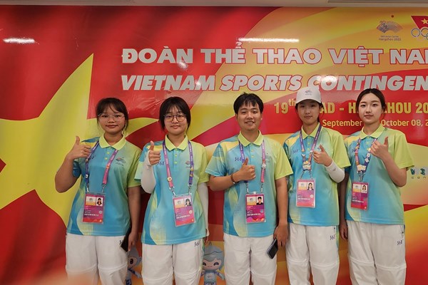 Chuyện về những “con ong” chăm chỉ - Anh 3