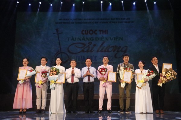 Bế mạc Cuộc thi Tài năng diễn viên Cải lương toàn quốc 2023: Cần thêm bệ phóng cho tài năng nghệ thuật - Anh 1