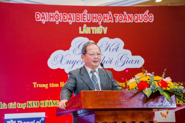 Ông Hà Quang Dự tái đắc cử Chủ tịch Hội đồng họ Hà Việt Nam - Anh 2
