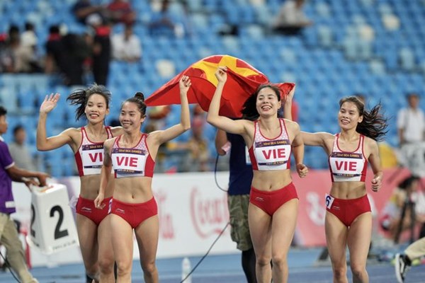 Chờ tấm huy chương của điền kinh Việt Nam - Anh 1