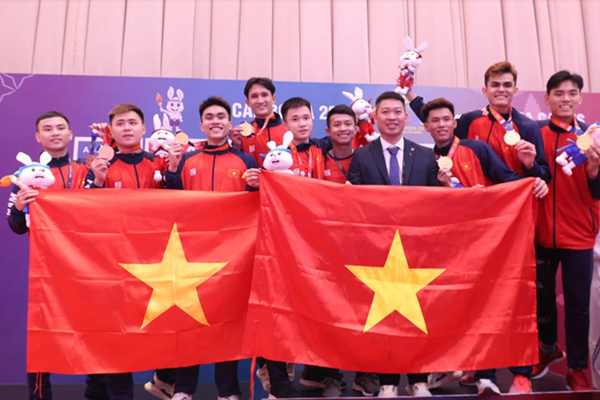 Hôm nay các võ sĩ karatedo xuất trận - Anh 1