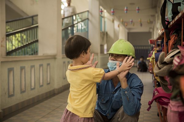 Dạy con nên người bằng những lời yêu thương - Anh 2