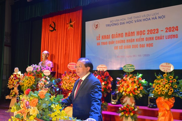 Khai giảng năm học mới, Đại học Văn hóa Hà Nội chào đón gần 1.600 tân sinh viên - Anh 2