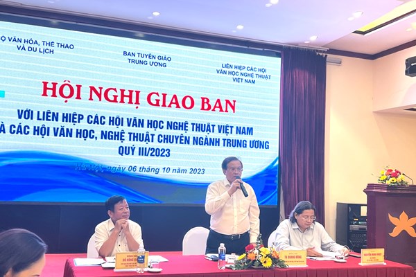 Nâng cao giá trị tác phẩm VHNT và vai trò của đội ngũ văn nghệ sĩ - Anh 1