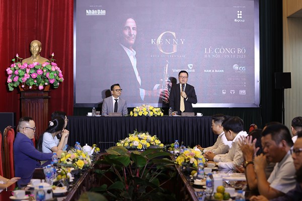 Nghệ sĩ quốc tế Kenny G tham gia dự án âm nhạc do Báo Nhân Dân khởi xướng - Anh 1