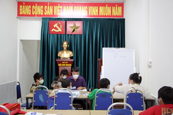 Trung tâm học tập cộng đồng là tổ chức giáo dục được đưa đến tận người dân - Anh 2