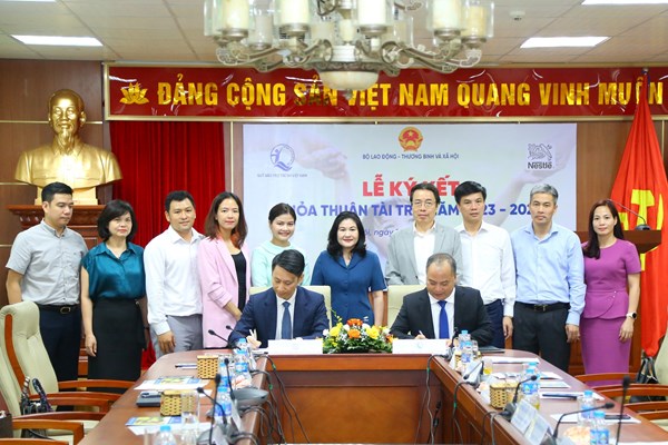 Hơn 5,5 tỉ đồng hỗ trợ dinh dưỡng cho trẻ em đặc biệt khó khăn - Anh 1