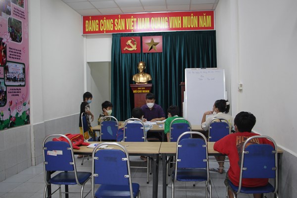 Trung tâm học tập cộng đồng tại TP.HCM: Thiếu thầy, thiếu lớp, thiếu kinh phí - Anh 1