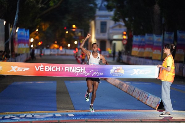 12.000 VĐV tranh tài tại Giải marathon quốc tế di sản Hà Nội - Anh 2