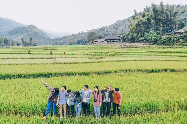 Gắn bản sắc dân tộc Dao với phát triển du lịch - Anh 1