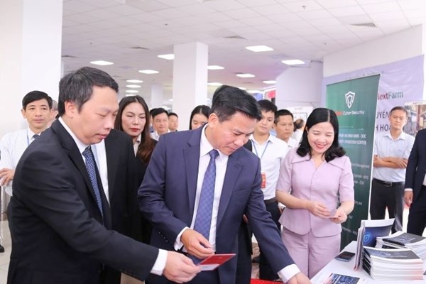 Xây dựng Thanh Hóa thành trung tâm số ở khu vực miền Trung - Anh 5