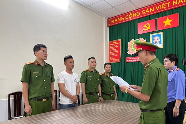 Công an TP.HCM khởi tố vụ án, bắt tạm giam người mẫu Ngọc Trinh - Anh 2