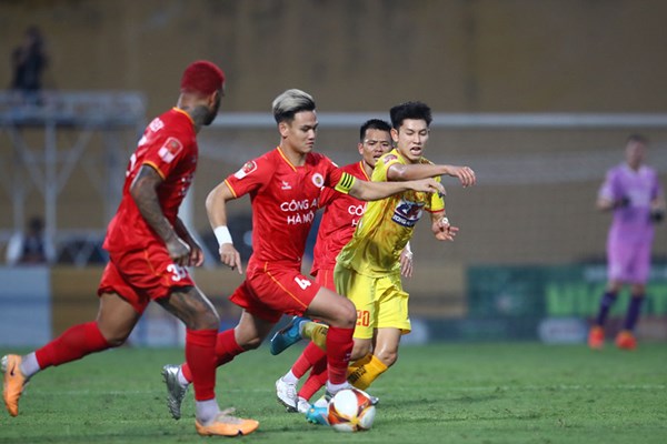 V.League 2023/24: Chờ đợi những trận cầu hấp dẫn - Anh 2