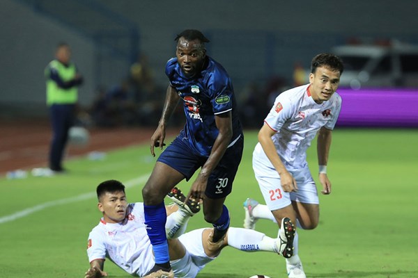 V.League 2023/24: Chờ đợi những trận cầu hấp dẫn - Anh 1