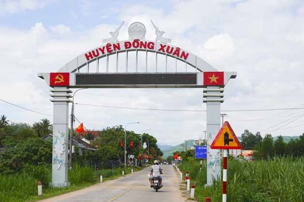 Chuyển đổi số thúc đẩy phát triển kinh tế - xã hội vùng đồng bào dân tộc thiểu số ở Phú Yên - Anh 1