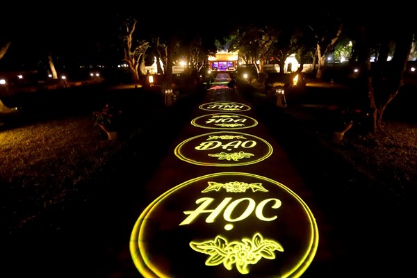 Tour đêm tại Văn Miếu - Quốc Tử Giám sắp 