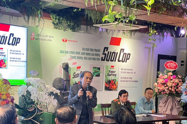 Ra mắt tiểu thuyết Suối Cọp của nhà văn Hữu Ước - Anh 2