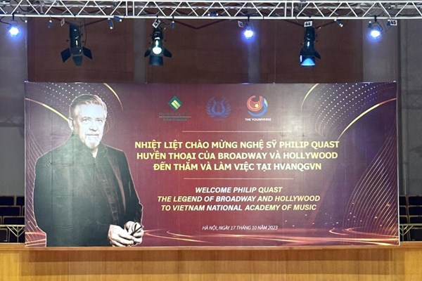 Huyền thoại nhạc kịch thế giới Philip Quast truyền cảm hứng tới sinh viên - Anh 1