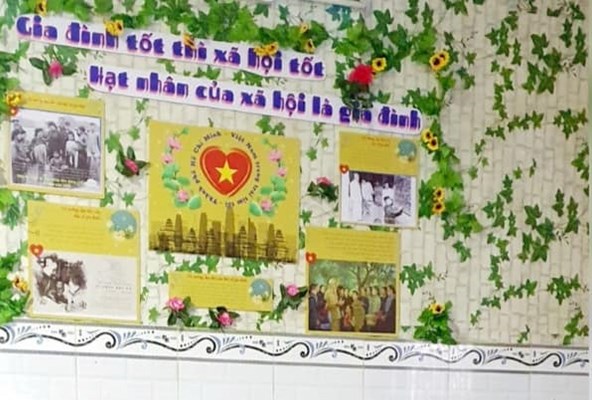 Phụ nữ dân tộc thiểu số hưởng ứng xây dựng không gian văn hóa Hồ Chí Minh - Anh 1