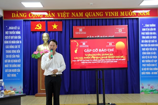 TP.HCM: Tổ chức 30 suất diễn quảng bá tác phẩm văn học, nghệ thuật về học tập và làm theo Bác - Anh 2