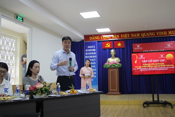 TP.HCM: Tổ chức 30 suất diễn quảng bá tác phẩm văn học, nghệ thuật về học tập và làm theo Bác - Anh 1