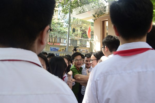Cầu thủ Quang Hải bị 