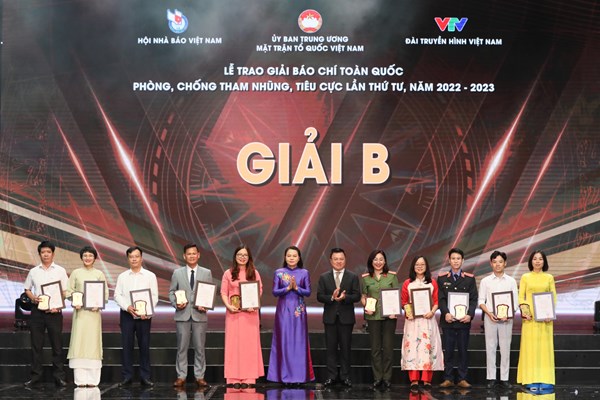 54 tác phẩm đoạt Giải Báo chí toàn quốc phòng, chống tham nhũng, tiêu cực - Anh 4