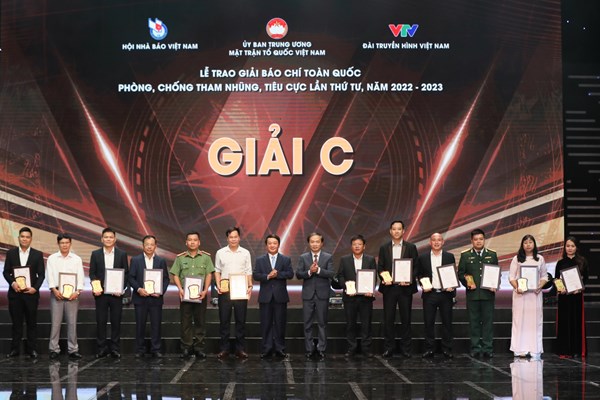 54 tác phẩm đoạt Giải Báo chí toàn quốc phòng, chống tham nhũng, tiêu cực - Anh 5