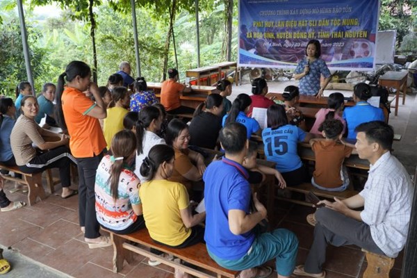 Xây dựng mô hình bảo tồn, phát huy làn điệu hát Sli dân tộc Nùng - Anh 1