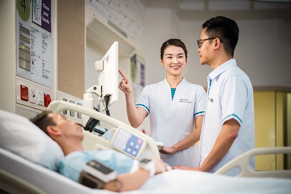 Singapore hút khách bằng dịch vụ y tế - Anh 1