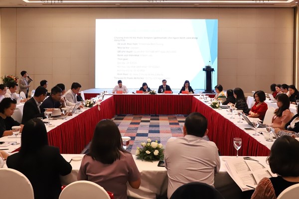 Hơn 6.000 bệnh nhân ung thư được hỗ trợ 1.600 tỉ đồng tiền thuốc điều trị - Anh 2