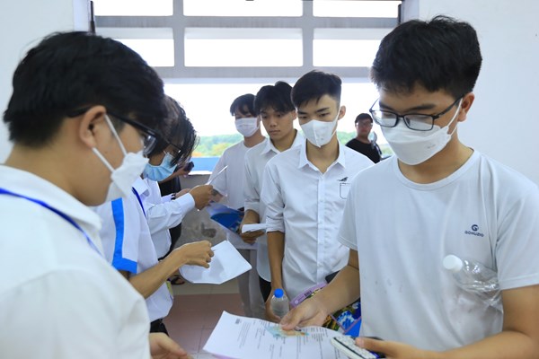 Giáo dục đại học: Cần đột phá để mở đường cho tự chủ - Anh 1