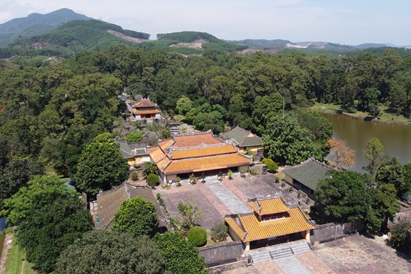 Ban hành quy chế bảo vệ di sản văn hóa Quần thể Di tích Huế - Anh 1