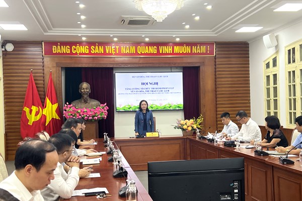 Phòng, chống vi phạm pháp luật trong hoạt động VHTTDL: Nâng cao hiệu quả tổ chức thi hành pháp luật - Anh 1
