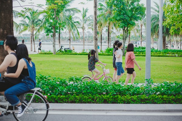Tuổi thơ hạnh phúc của những cư dân nhí tại “miền biển” giữa lòng Hà Nội - Anh 12