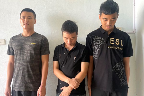 Triệt phá đường dây cá độ bóng đá qua mạng với số tiền hơn 13 tỉ đồng - Anh 1