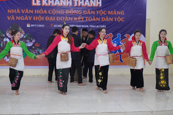Khánh thành Nhà văn hóa cộng đồng dân tộc Mảng và dân tộc Bố Y - Anh 2