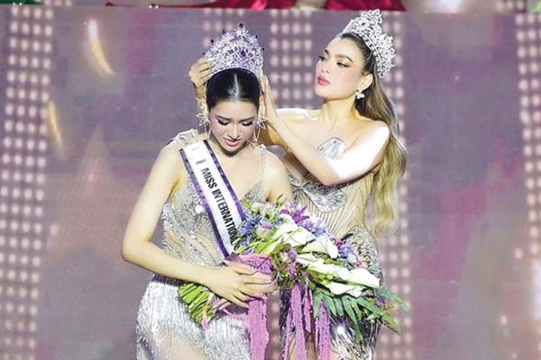 Quản lý hoạt động nghệ thuật biểu diễn, tổ chức cuộc thi người đẹp, người mẫu, Bộ trưởng Nguyễn Văn Hùng: UBND tỉnh, thành phố chịu trách nhiệm trước Chính phủ theo phân cấp - Anh 1