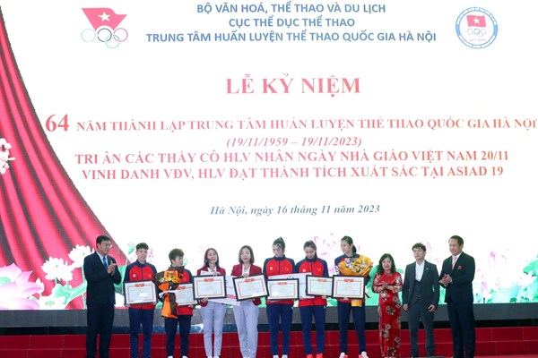 Trung tâm HLTTQG Hà Nội kỷ niệm 64 năm thành lập - Anh 5