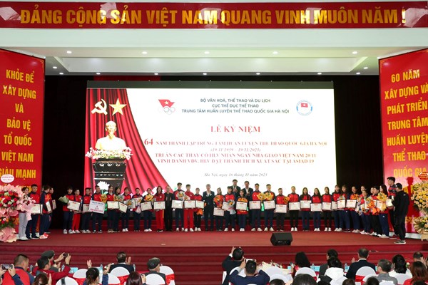 Trung tâm HLTTQG Hà Nội kỷ niệm 64 năm thành lập - Anh 7